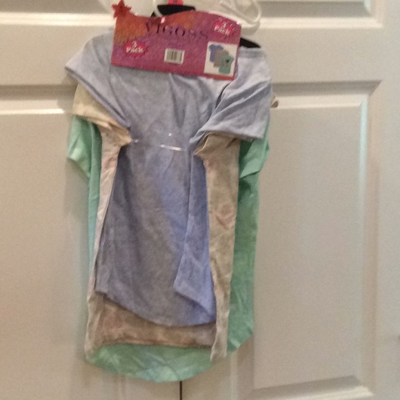 3 - shirt set - Girls Vigoss Short Sleeve Scoop Neck T-Shirts - Picture 4 of 6